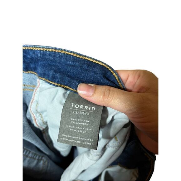 Torrid Skinny Fit Jeans Size 14R - Picture 7 of 9
